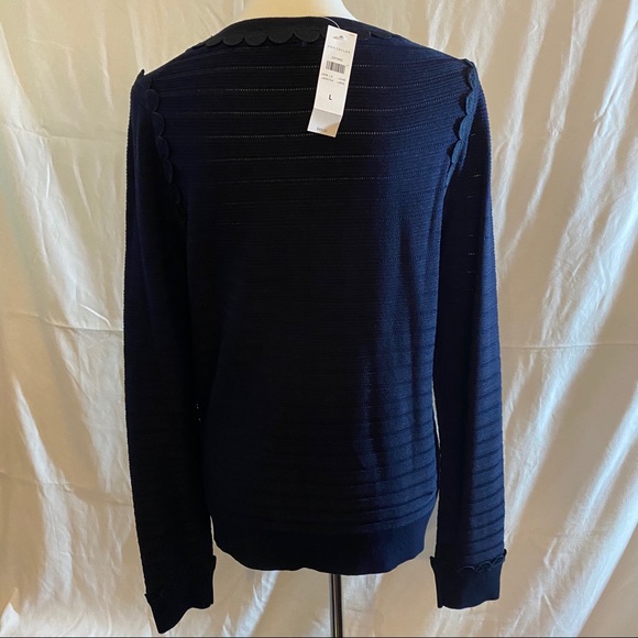 NWT Ann Taylor Scallop Textured Sweater in Navy - Picture 3 of 4